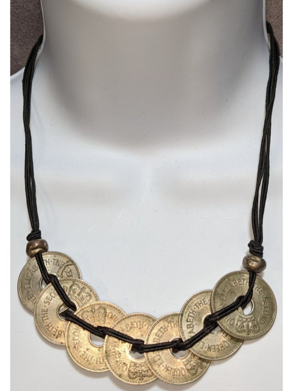 Vintage 1967 Queen Elizabeth II Figi Penny Necklace